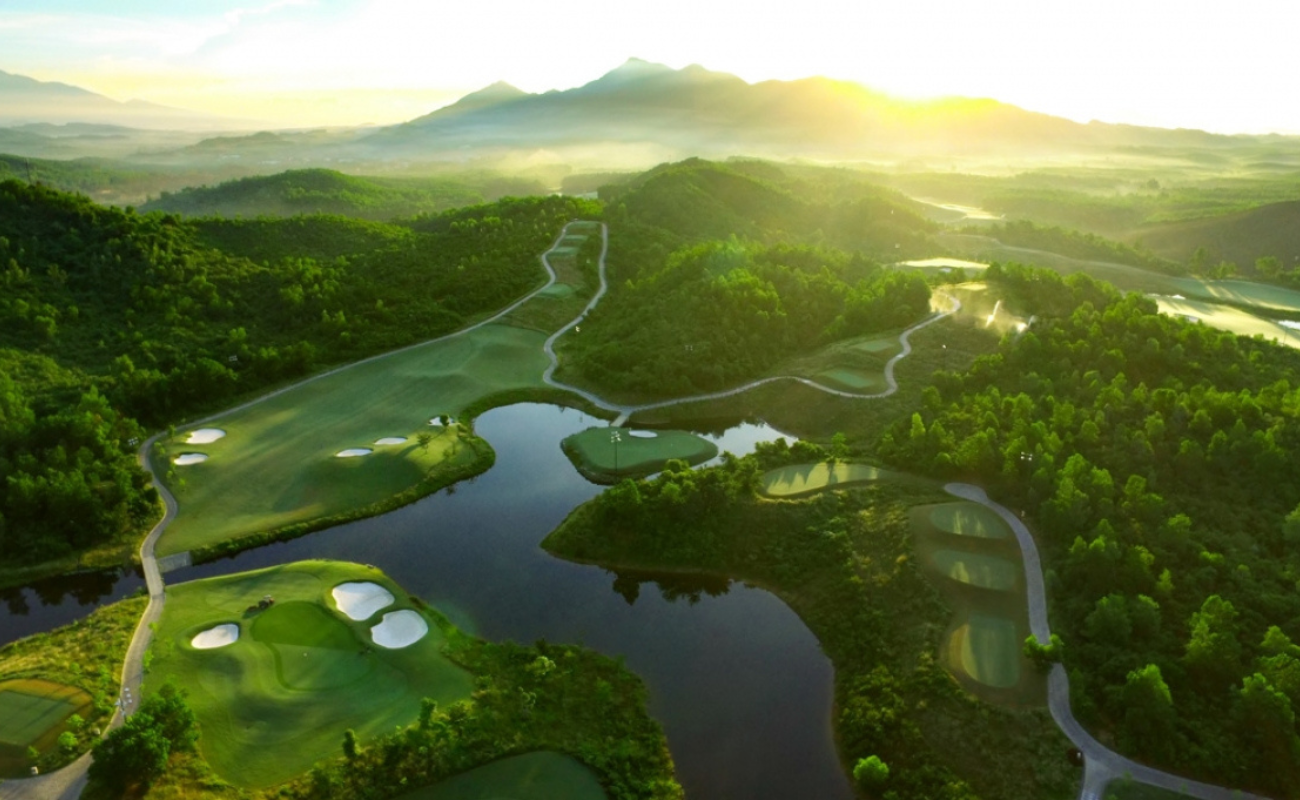 Top 5 sân Golf được thiết kế theo “tiêu chuẩn vàng” ở Việt Nam